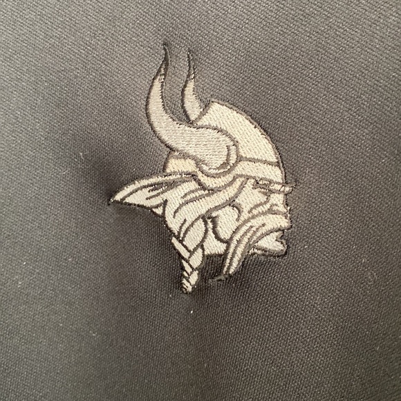 Nike Golf Minnesota Vikings black quarter zip top - Picture 2 of 5